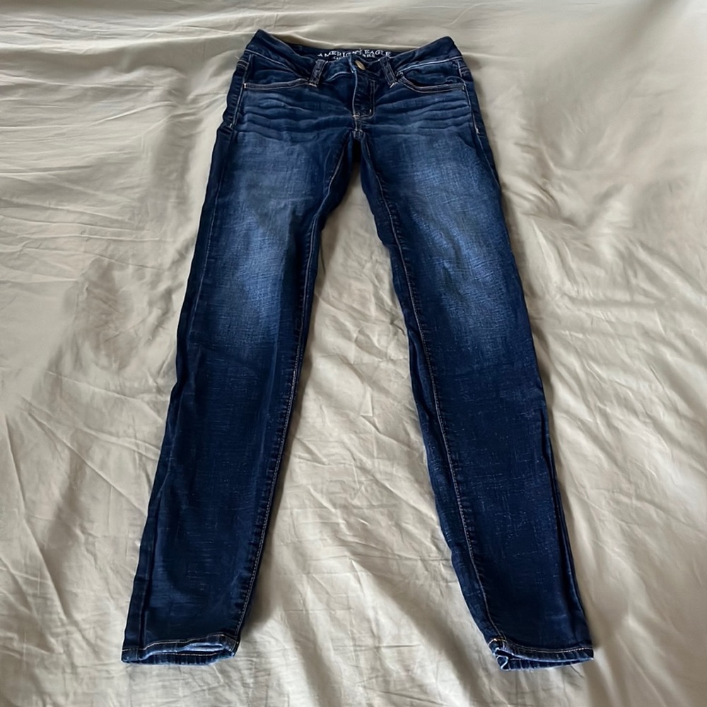 American Eagle outfitters jeans low waisted